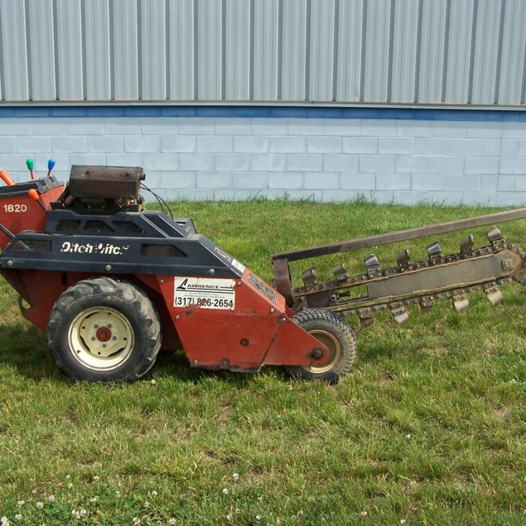 Ditch Witch 42 Inch x 6 Inch Steerable Trencher